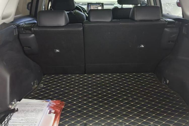 Used Toyota RAV4 2021 Revised Version Dual-Motor Hybrid 2.5L E-CVT 4x4 Elite PLUS Edition Trunk