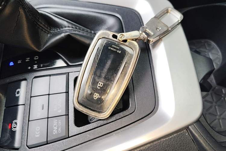 Used Toyota RAV4 2021 2.0L CVT 4x4 Trend Edition Vehicle Key