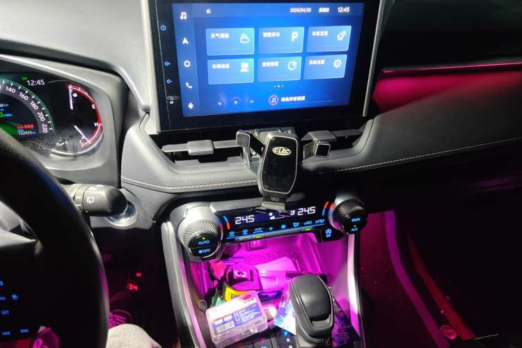 Used Toyota RAV4 2021 2.0L CVT Two-Wheel Drive Fashion Edition Audio And AC Panel