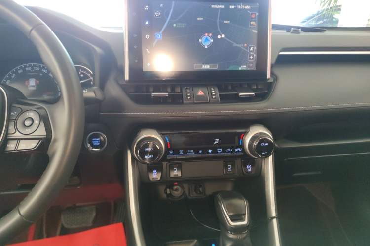 Used Toyota RAV4 2021 2.0L CVT Two-Wheel Drive Fashion PLUS Edition Audio And AC Panel
