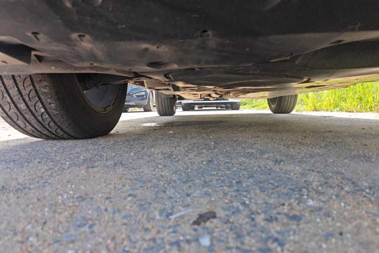 Used Toyota RAV4 2021 2.0L CVT Two-Wheel Drive Prestige Edition Chassis Front Right