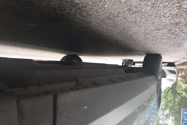 Used Toyota RAV4 2021 Dual-Engine 2.5L E-CVT Four-Wheel Drive Elite PLUS Edition Chassis Front Right
