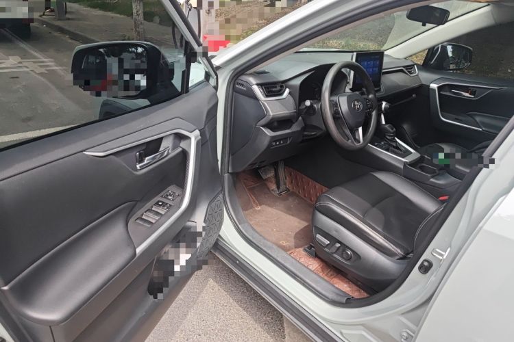 Used Toyota RAV4 2021 2.0L CVT Two-Wheel Drive Fashion Edition Driver Seat