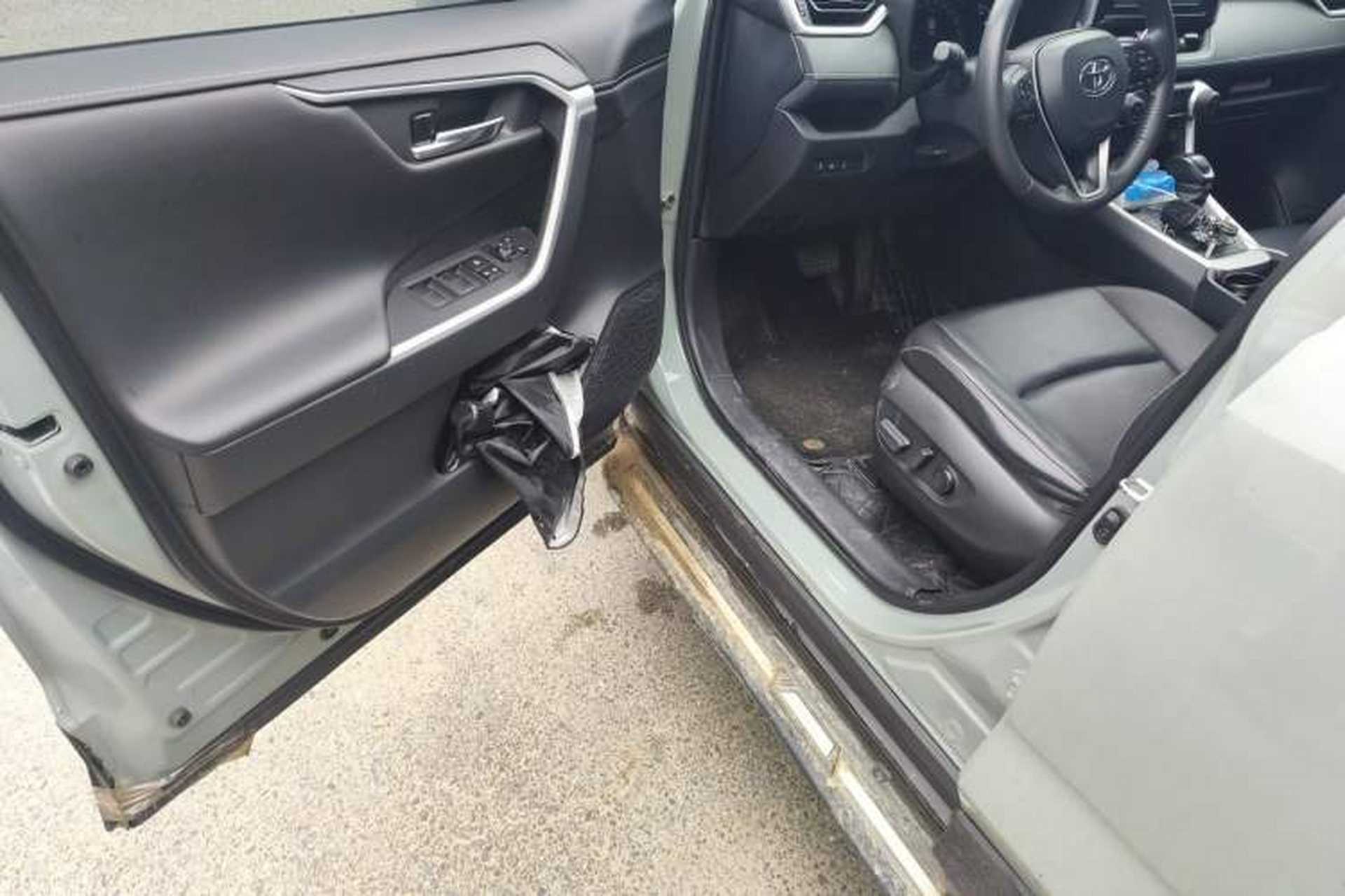 Used Toyota RAV4 2021 2.0L CVT 4x4 Style PLUS Edition Driver Seat