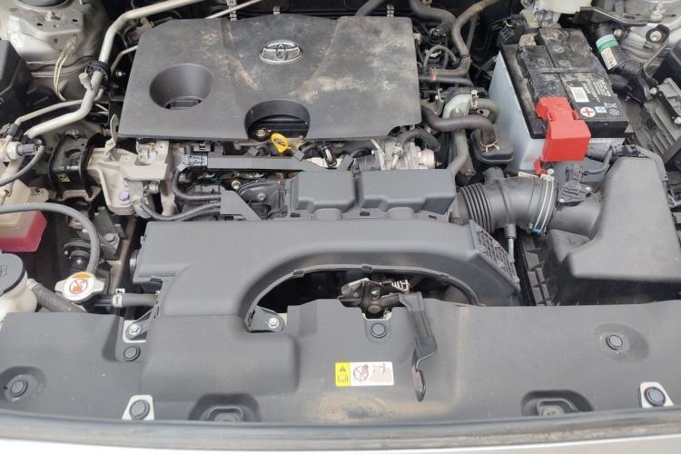 Used Toyota RAV4 2021 2.0L CVT Two-Wheel Drive Fashion PLUS Edition Engine Bay
