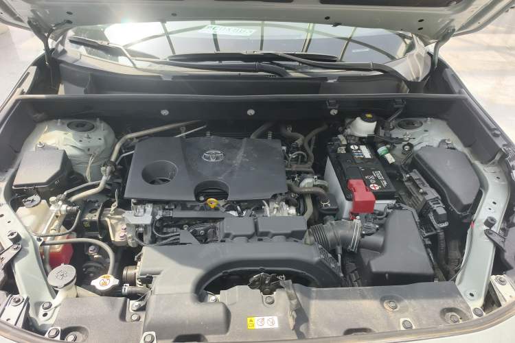 Used Toyota RAV4 2021 2.0L CVT Four-Wheel Drive Premium Edition Engine Bay
