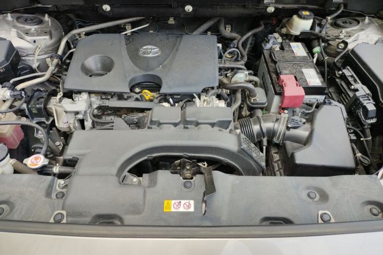 Used Toyota RAV4 2021 2.0L CVT Two-Wheel Drive Fashion PLUS Edition Engine Bay