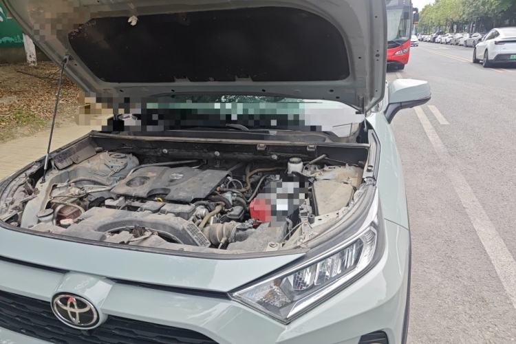 Used Toyota RAV4 2021 2.0L CVT Two-Wheel Drive Fashion Edition Engine Bay Left