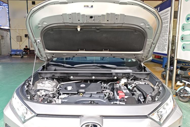 Used Toyota RAV4 2021 2.0L CVT Two-Wheel Drive Urban Edition Engine Bay