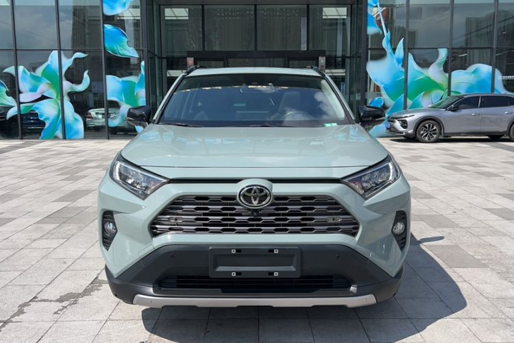 Used Toyota RAV4 2021 2.0L CVT Two-Wheel Drive Fashion PLUS Edition Exterior 5