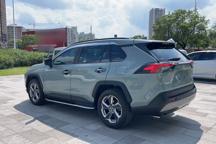 Used Toyota RAV4 2021 2.0L CVT Two-Wheel Drive Fashion PLUS Edition Exterior 9
