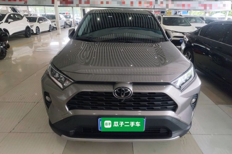 Used Toyota RAV4 2021 2.0L CVT Two-Wheel Drive Fashion Edition Front