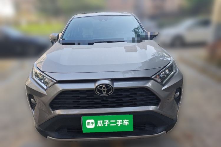 Used Toyota RAV4 2021 2.0L CVT Two-Wheel Drive Fashion Edition Front