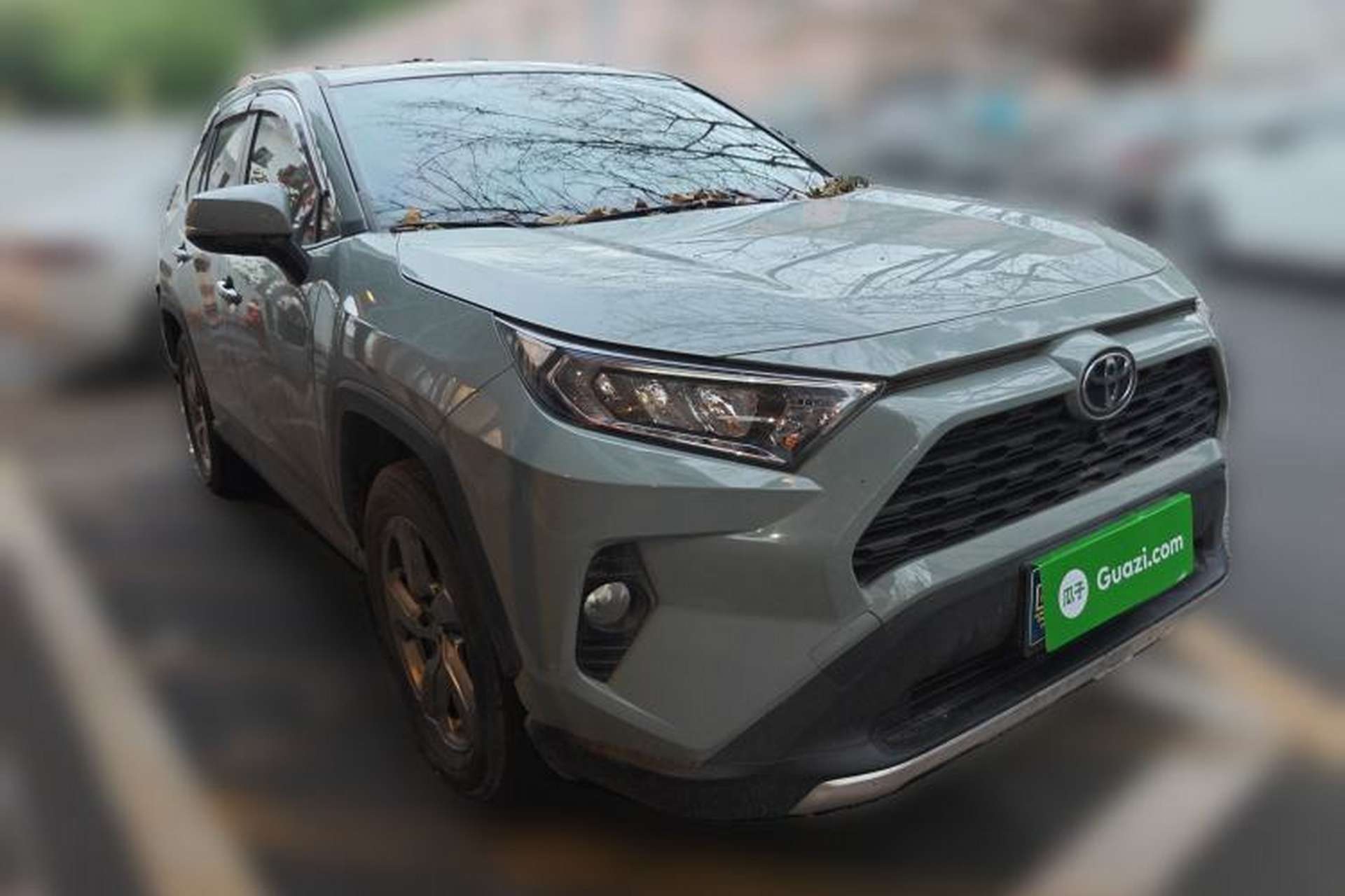 Used Toyota RAV4 2021 2.0L CVT Two-Wheel Drive Fashion PLUS Edition Front Right 45 Deg