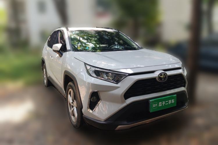 Used Toyota RAV4 2021 2.0L CVT Two-Wheel Drive Fashion PLUS Edition Front Right 45 Deg