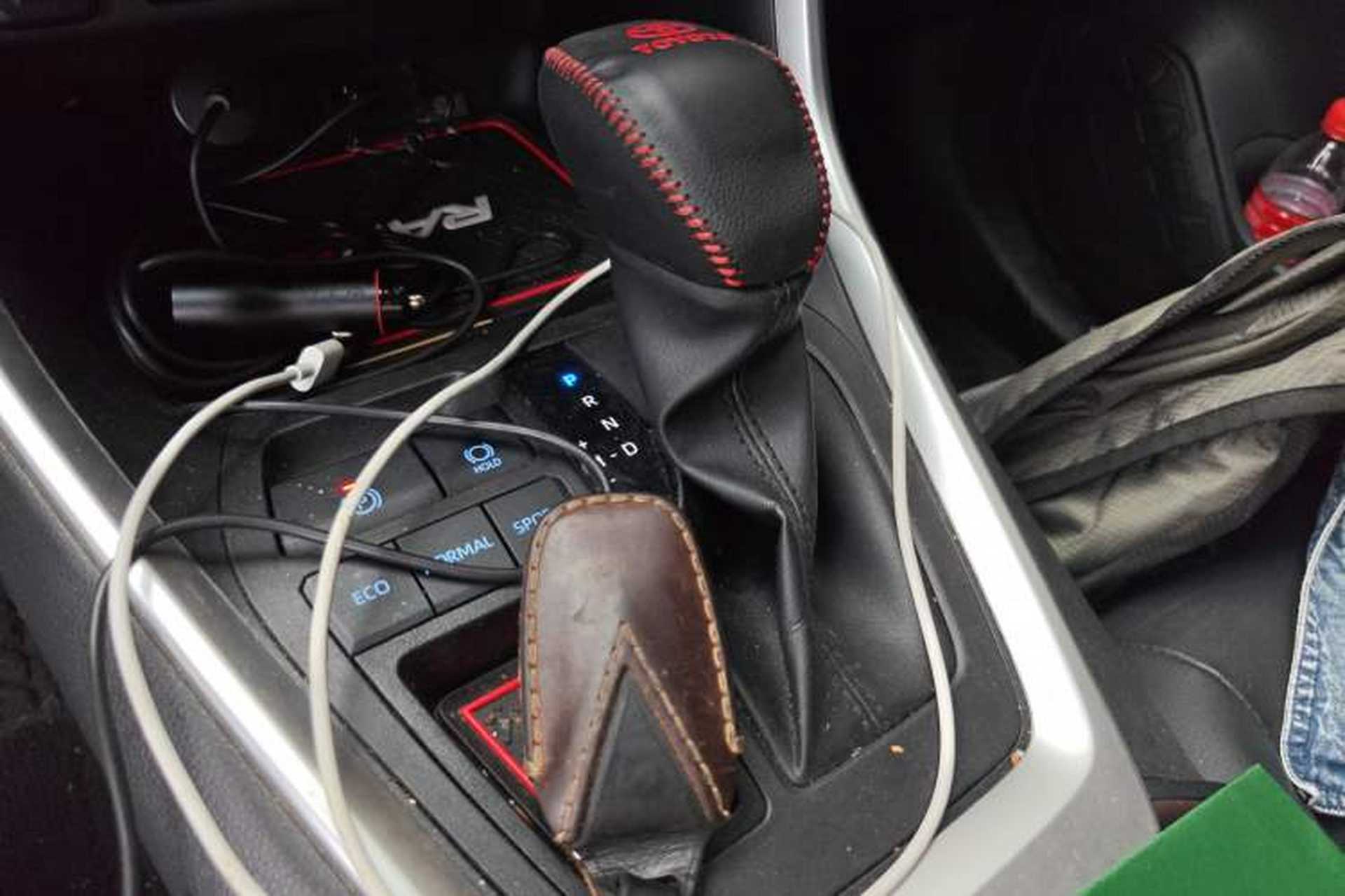 Used Toyota RAV4 2021 2.0L CVT Two-Wheel Drive Fashion PLUS Edition Gear Lever