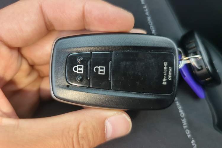 Used Toyota RAV4 2021 2.0L CVT Four-Wheel Drive Premium Edition Interior 1
