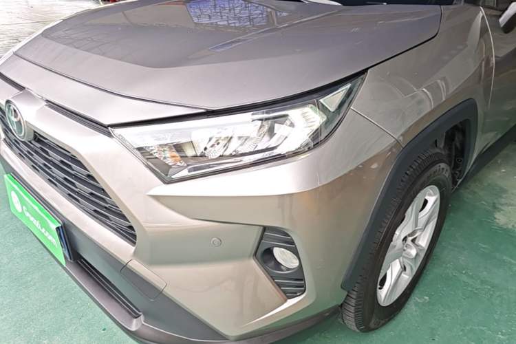 Used Toyota RAV4 2021 2.0L CVT Two-Wheel Drive Urban Edition Left Front Headlight