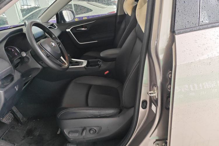 Used Toyota RAV4 2021 2.0L CVT Two-Wheel Drive Fashion Edition Left Front Seat