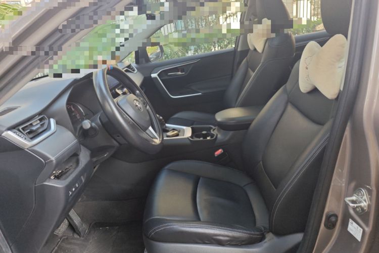 Used Toyota RAV4 2021 2.0L CVT Two-Wheel Drive Fashion Edition Left Front Seat