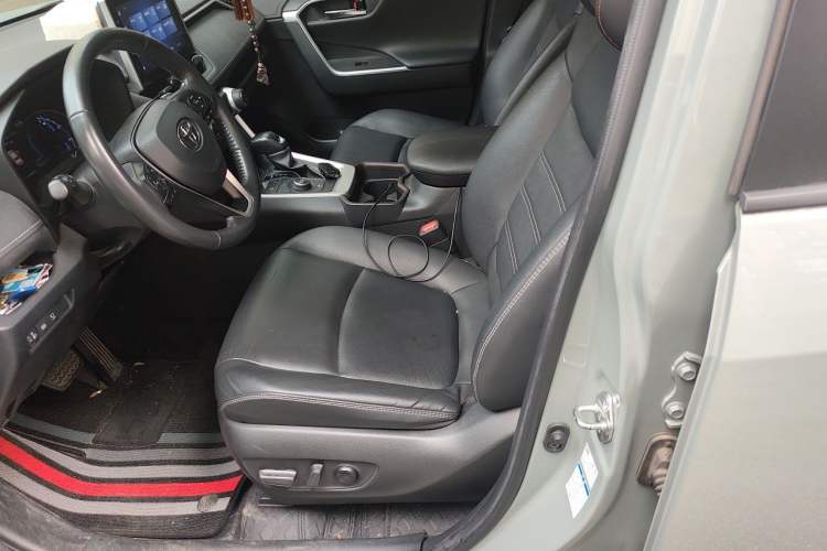 Used Toyota RAV4 2021 Dual-Engine 2.5L E-CVT Four-Wheel Drive Elite PLUS Edition Left Front Seat