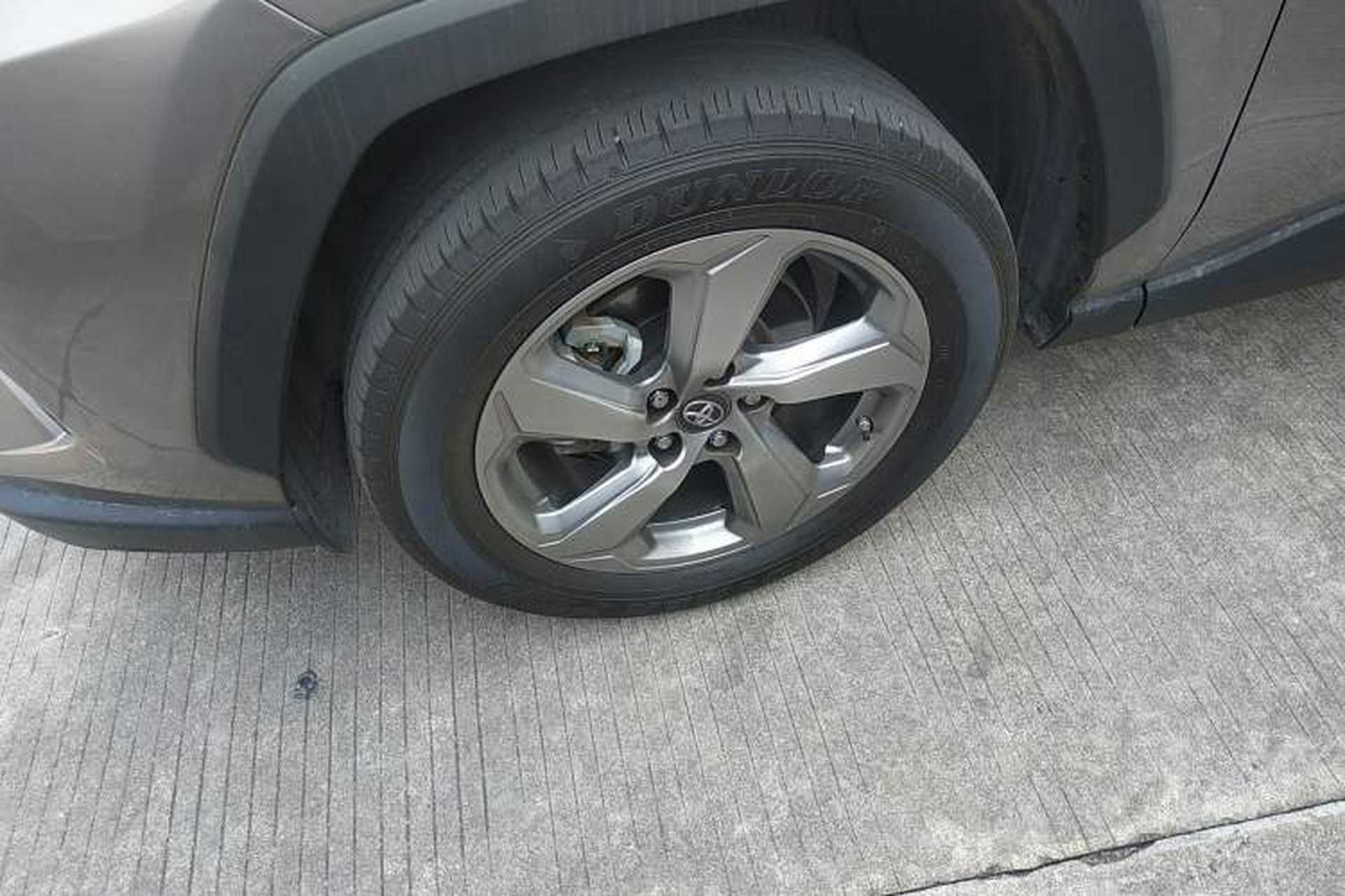 Used Toyota RAV4 2021 2.0L CVT Two-Wheel Drive Fashion Edition Left Front Wheel Hub