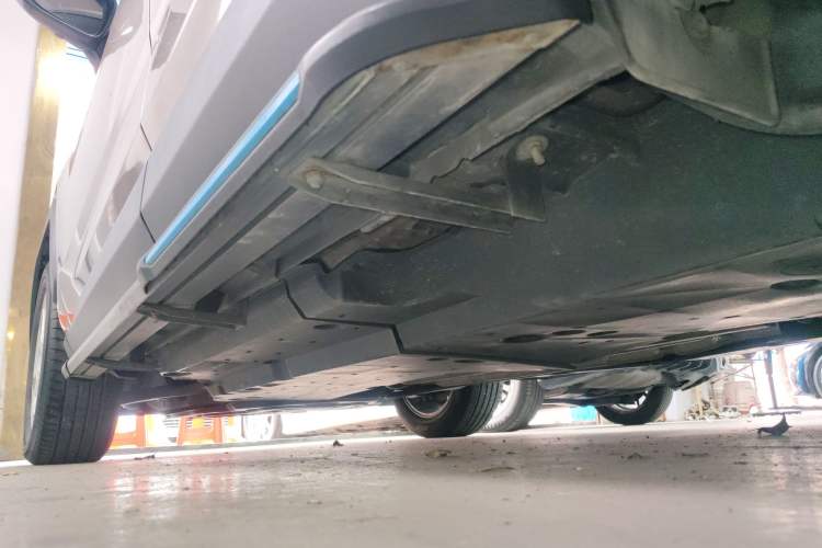 Used Toyota RAV4 2021 2.0L CVT Two-Wheel Drive Fashion Edition Left Side Sill