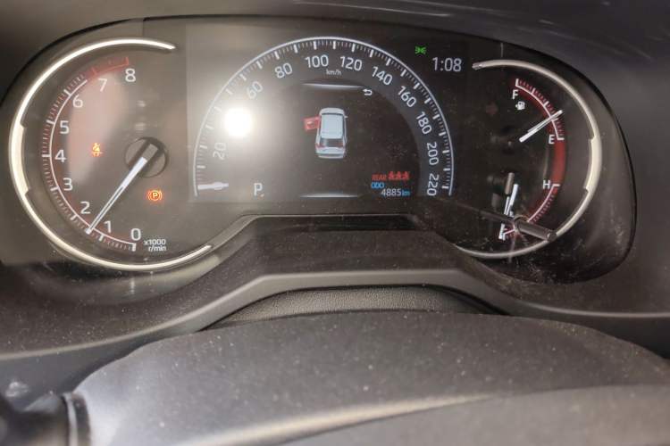 Used Toyota RAV4 2021 2.0L CVT Two-Wheel Drive Fashion PLUS Edition Odometer Close Up