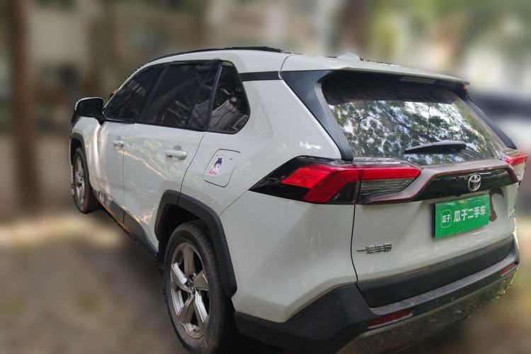 Used Toyota RAV4 2021 2.0L CVT Two-Wheel Drive Fashion PLUS Edition Rear Left 45 Deg