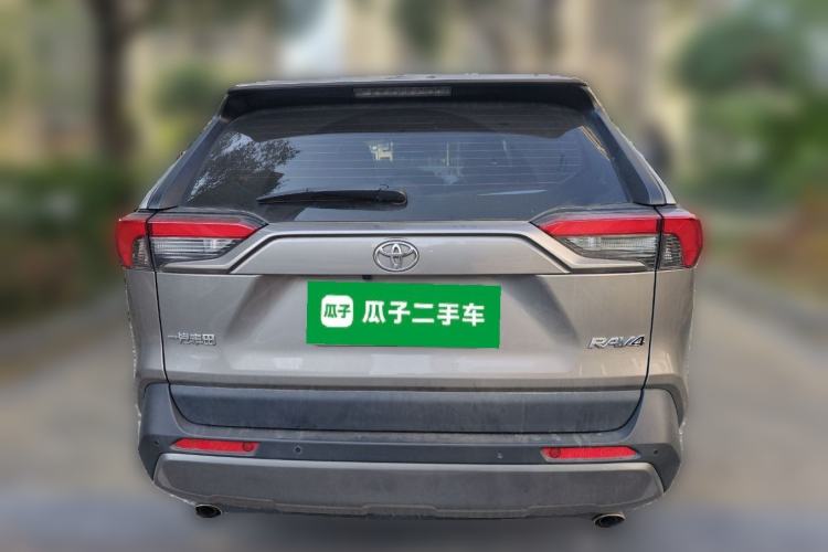 Used Toyota RAV4 2021 2.0L CVT Two-Wheel Drive Fashion Edition Rear