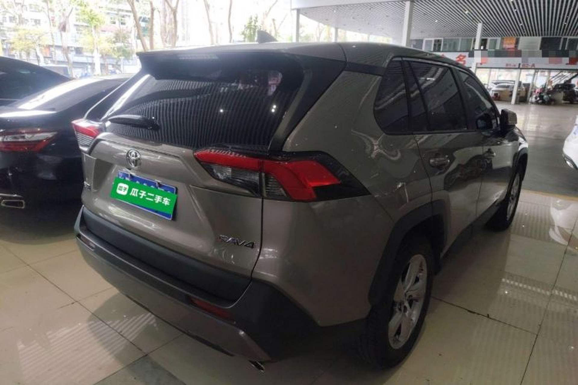 Used Toyota RAV4 2021 2.0L CVT Two-Wheel Drive Fashion Edition Rear Right 45 Deg