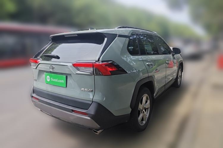 Used Toyota RAV4 2021 2.0L CVT Two-Wheel Drive Fashion Edition Rear Right 45 Deg