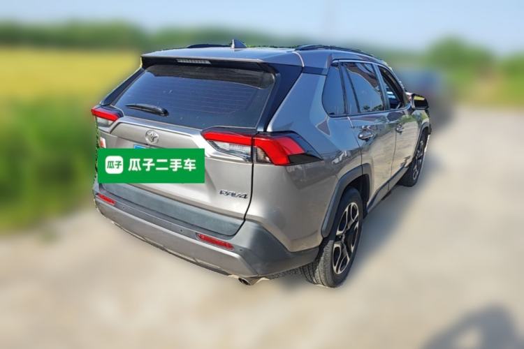 Used Toyota RAV4 2021 2.0L CVT Two-Wheel Drive Prestige Edition Rear Right 45 Deg