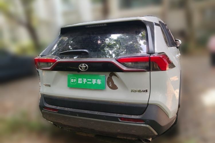 Used Toyota RAV4 2021 2.0L CVT Two-Wheel Drive Fashion PLUS Edition Rear