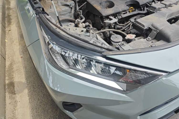 Used Toyota RAV4 2021 2.0L CVT Two-Wheel Drive Fashion Edition Right Front Headlight