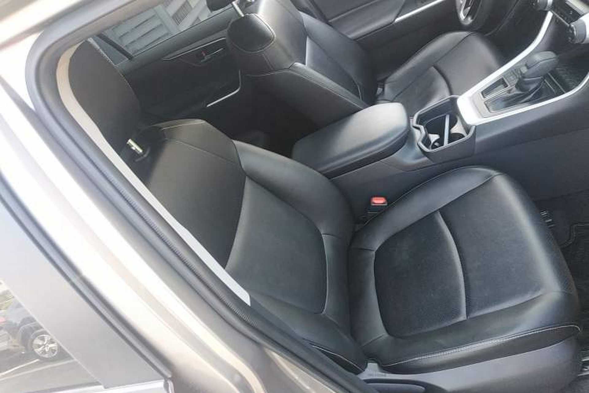 Used Toyota RAV4 2021 2.0L CVT Two-Wheel Drive Fashion Edition Right Front Seat