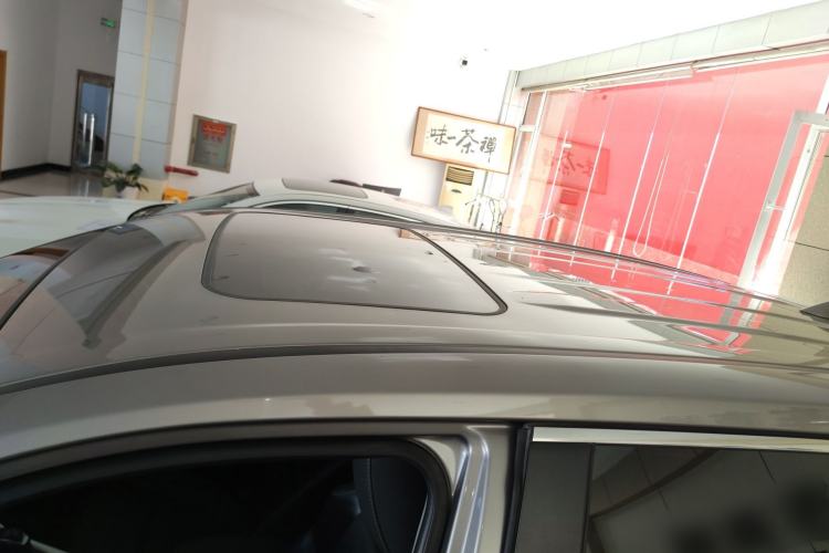 Used Toyota RAV4 2021 2.0L CVT Two-Wheel Drive Fashion PLUS Edition Roof