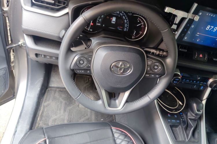 Used Toyota RAV4 2021 2.0L CVT Two-Wheel Drive Fashion PLUS Edition Steering Wheel
