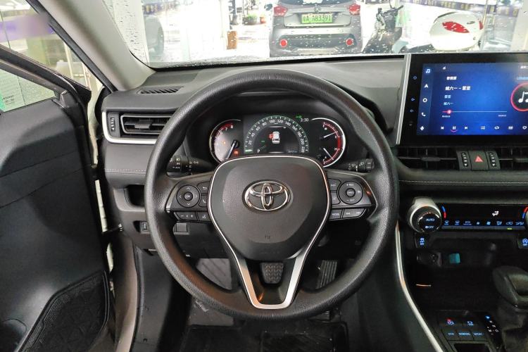 Used Toyota RAV4 2021 2.0L CVT Two-Wheel Drive Fashion Edition Steering Wheel