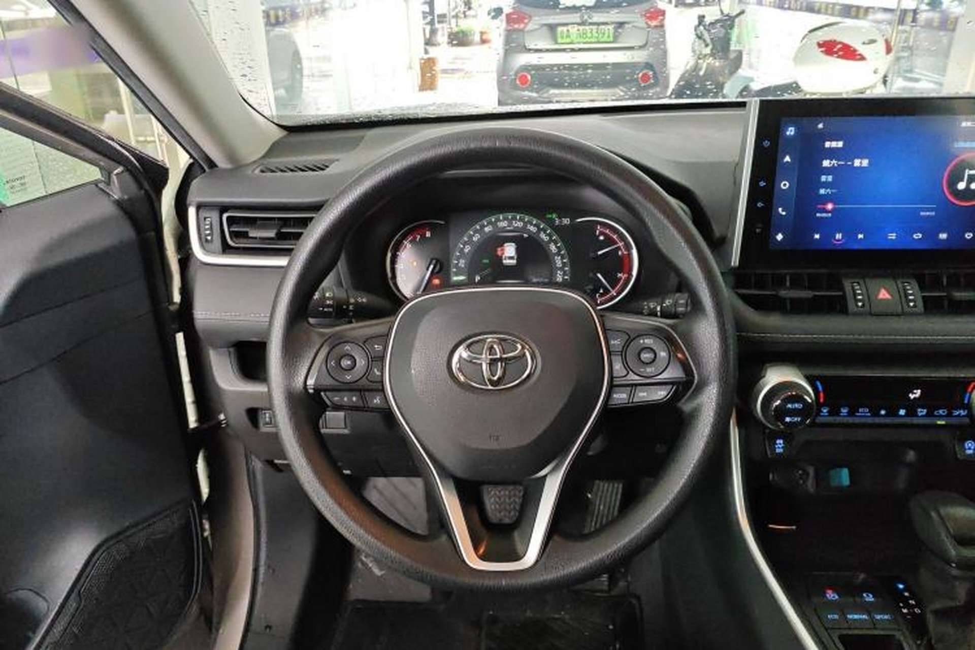 Used Toyota RAV4 2021 2.0L CVT Two-Wheel Drive Fashion Edition Steering Wheel