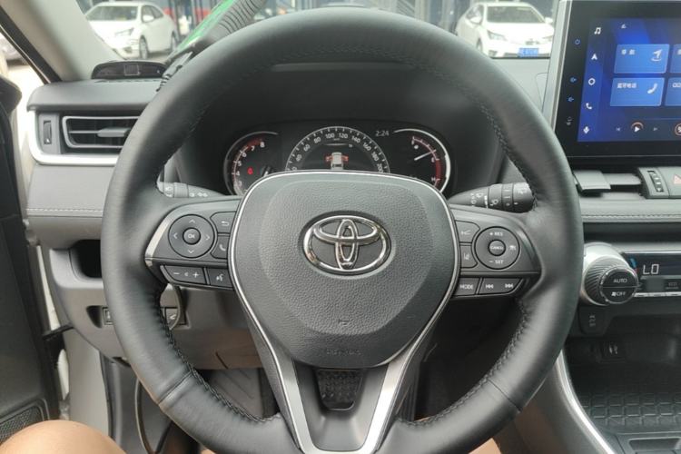 Used Toyota RAV4 2021 2.0L CVT Two-Wheel Drive Fashion Edition Steering Wheel
