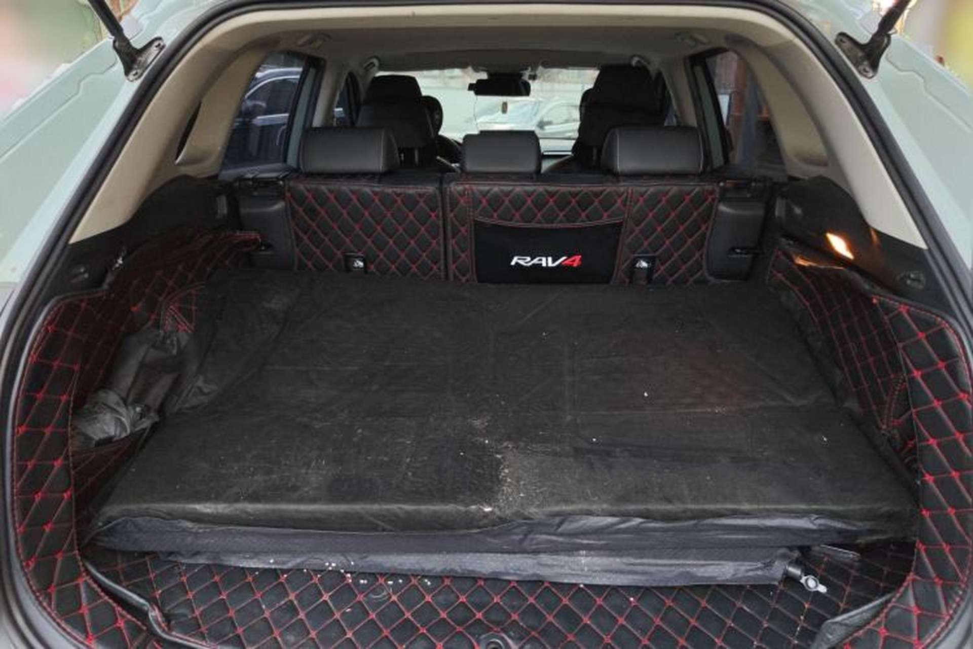 Used Toyota RAV4 2021 2.0L CVT Two-Wheel Drive Fashion PLUS Edition Trunk
