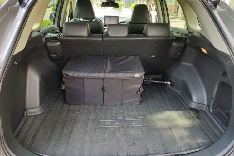 Used Toyota RAV4 2021 2.0L CVT Two-Wheel Drive Fashion PLUS Edition Trunk