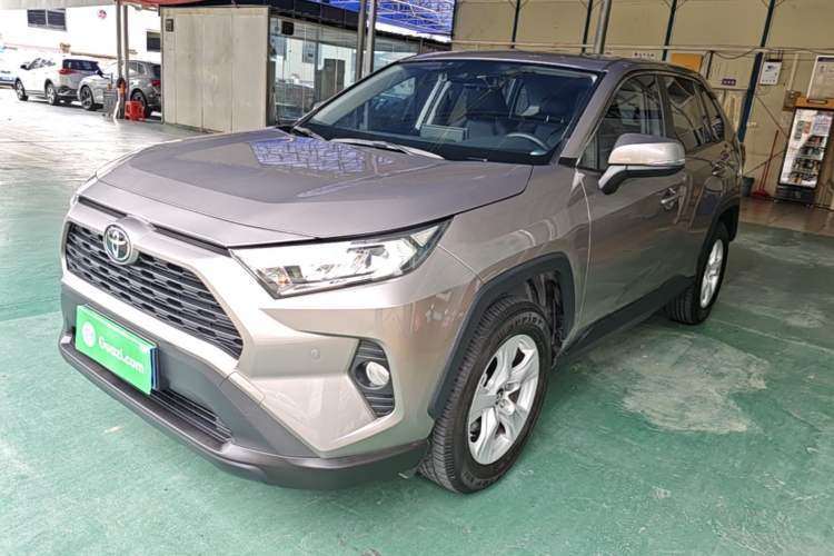 Used Toyota RAV4 2021 2.0L CVT Two-Wheel Drive Urban Edition Guazi used car, China used car export, Used car for sale, Used cars, Cheapest cars for sale