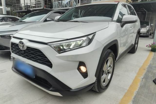 Used Toyota RAV4 2021 2.0L CVT Two-Wheel Drive Fashion Edition