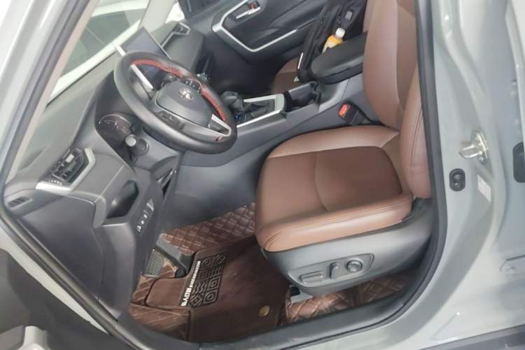 Used Toyota RAV4 2021 2.0L CVT Two-Wheel Drive Fashion Edition Left Front Seat