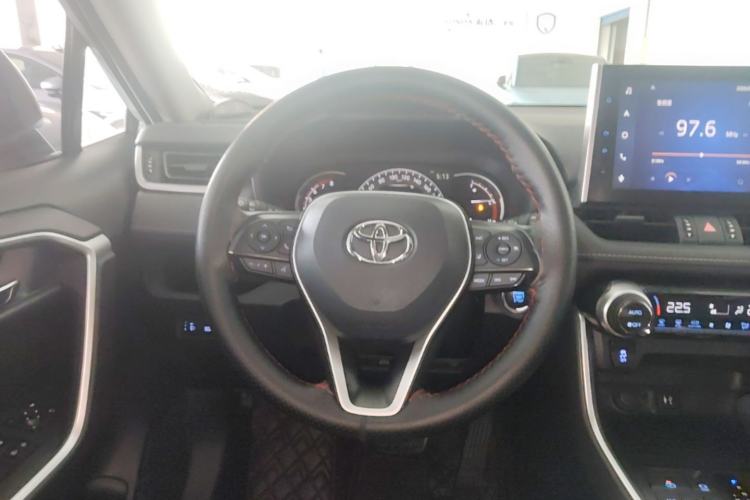 Used Toyota RAV4 2021 2.0L CVT Two-Wheel Drive Fashion Edition Steering Wheel