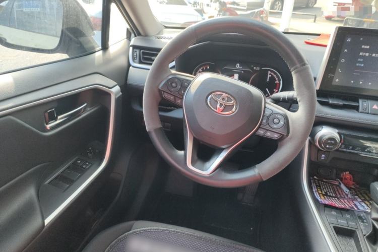 Used Toyota RAV4 2021 2.0L CVT Two-Wheel Drive Fashion Edition Steering Wheel
