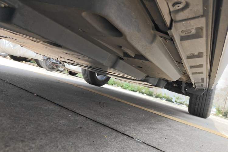 Used Toyota RAV4 2021 Dual-Engine 2.5L E-CVT Two-Wheel Drive Elite Edition Chassis Front Left