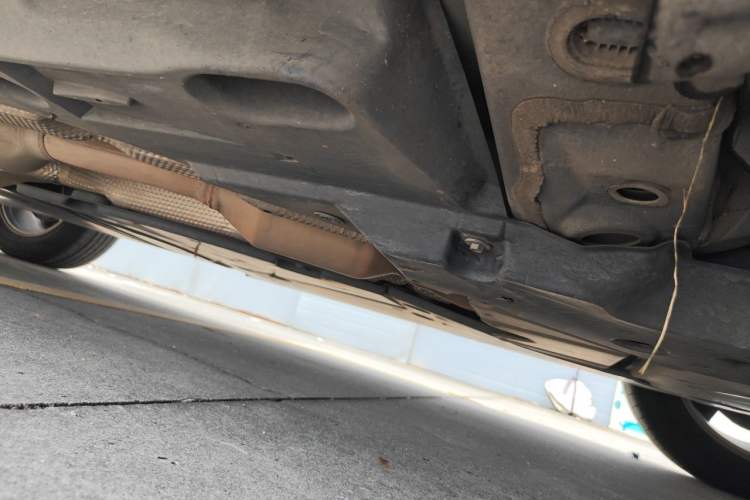 Used Toyota RAV4 2021 Dual-Engine 2.5L E-CVT Two-Wheel Drive Elite Edition Chassis Front Right